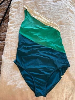 summersalt Sidestroke one piece, one shoulder swimsuit